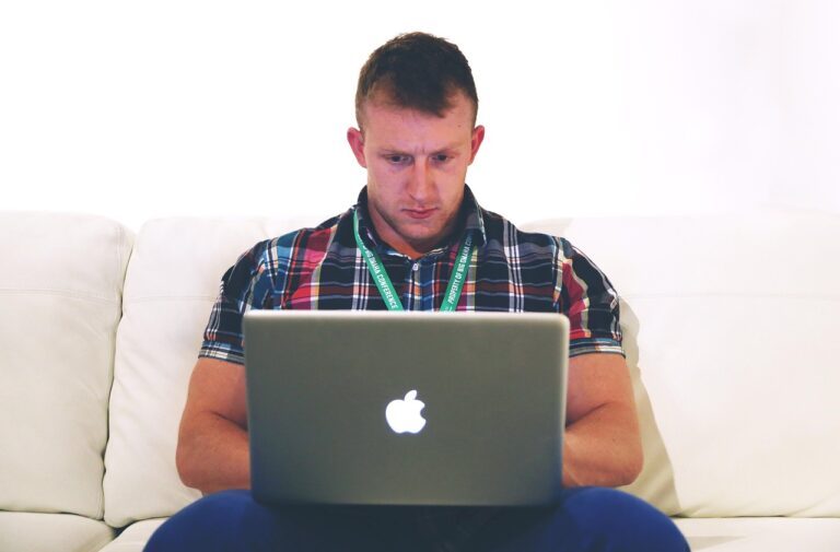 Welke clausules missen zzp'ers in de IT en online dienstverlening als ze een generiek template gebruiken